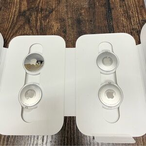 Apple Silver and White AirTag 4-Pack New